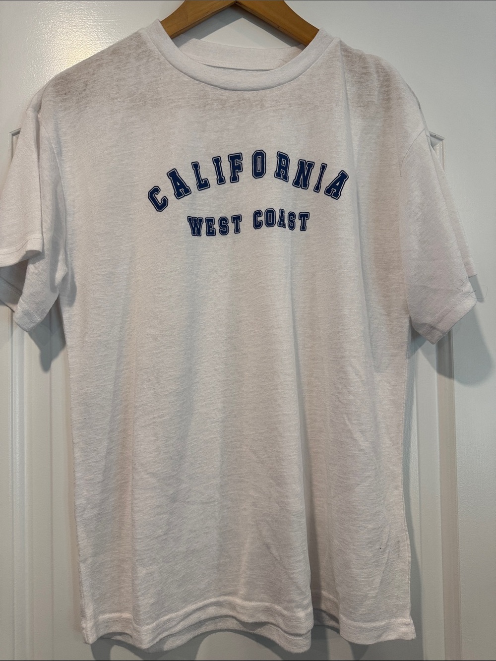 California White West Coast Graphic Tee -Size Small